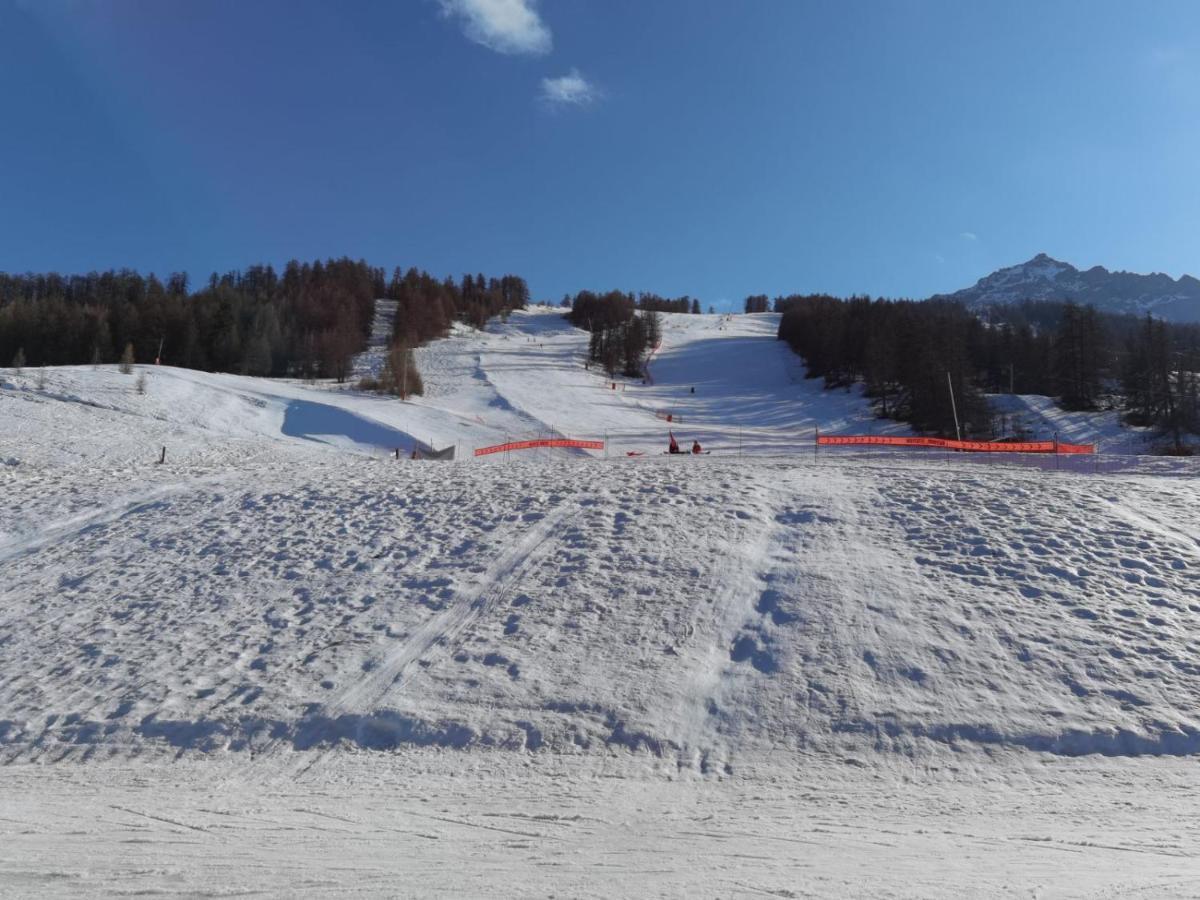 Appartement Pied Des Pistes Super Sauze Enchastrayes Kültér fotó