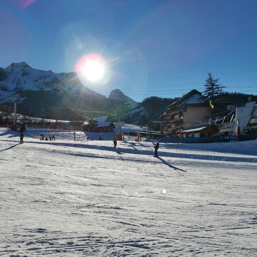 Appartement Pied Des Pistes Super Sauze Enchastrayes Kültér fotó